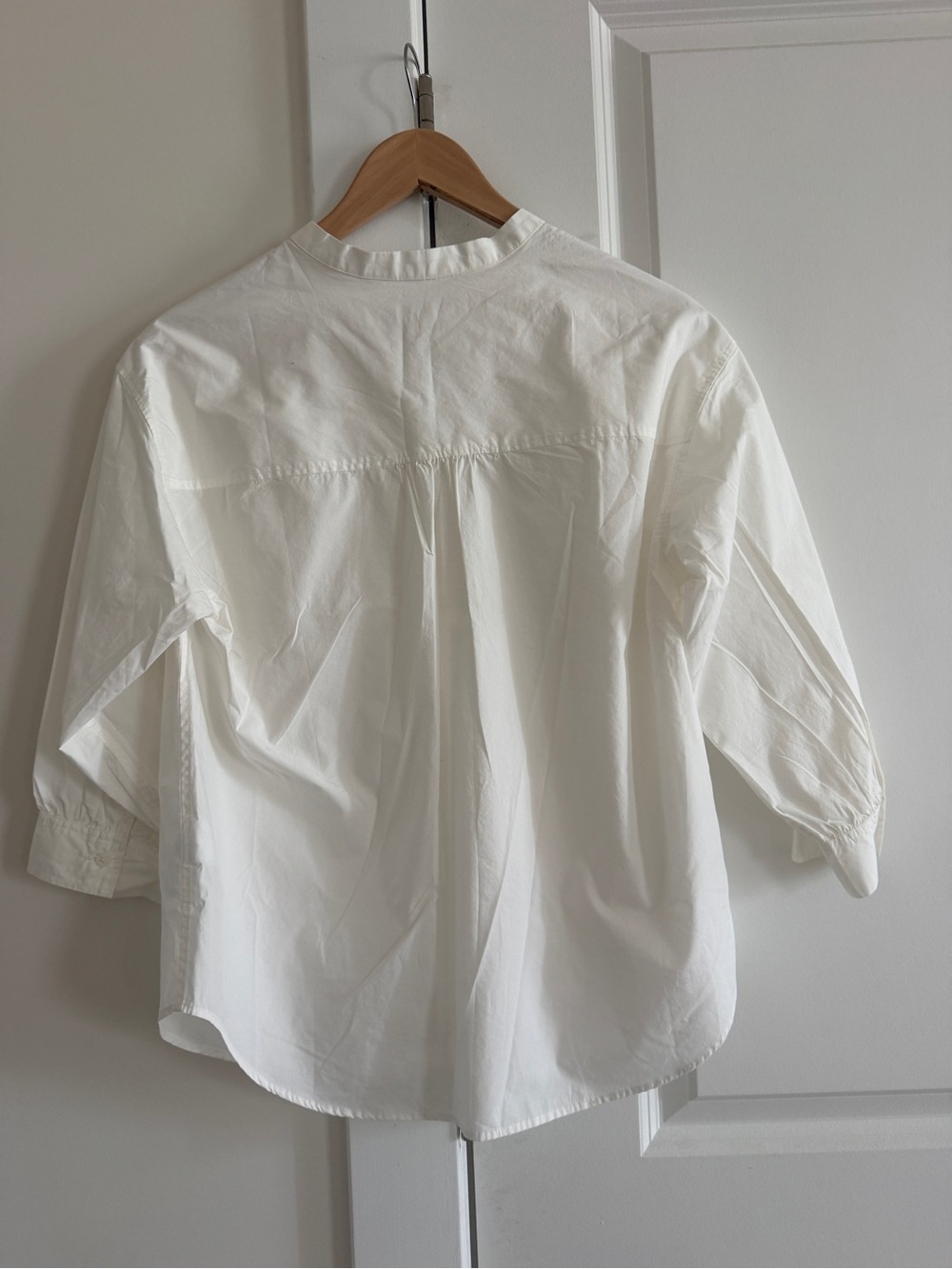 Boden White Button-Down Puff-Sleeve Henley Shirt - Picture 3 of 4
